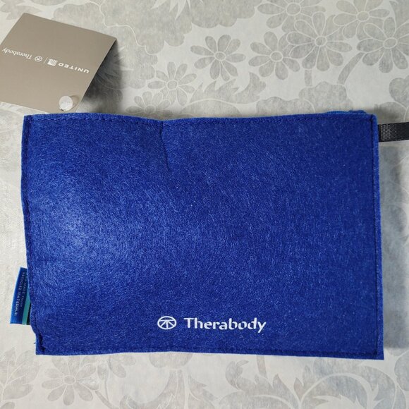 Therabody United Premier Class Amenity Toiletry Kit Unopend Set of 2 - Picture 2 of 5